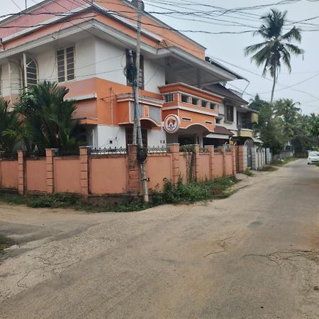 Orange Valley Homestay Thiruvananthapuram Exterior foto